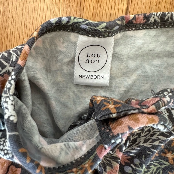 Lou Lou knotted gown (newborn) Bea Print - Picture 4 of 4